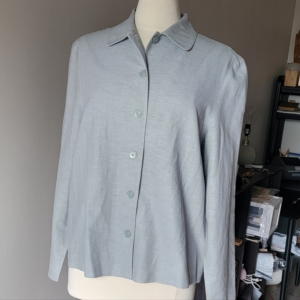 Sag Harbor Light Gray Button Down Shirt